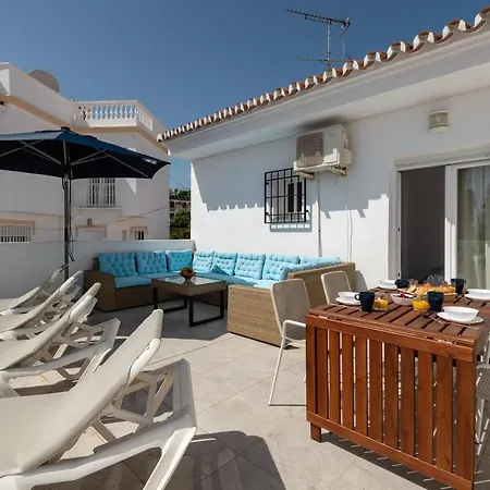Apartment Four Bedroom Parador Vistas With Private Pool Nerja